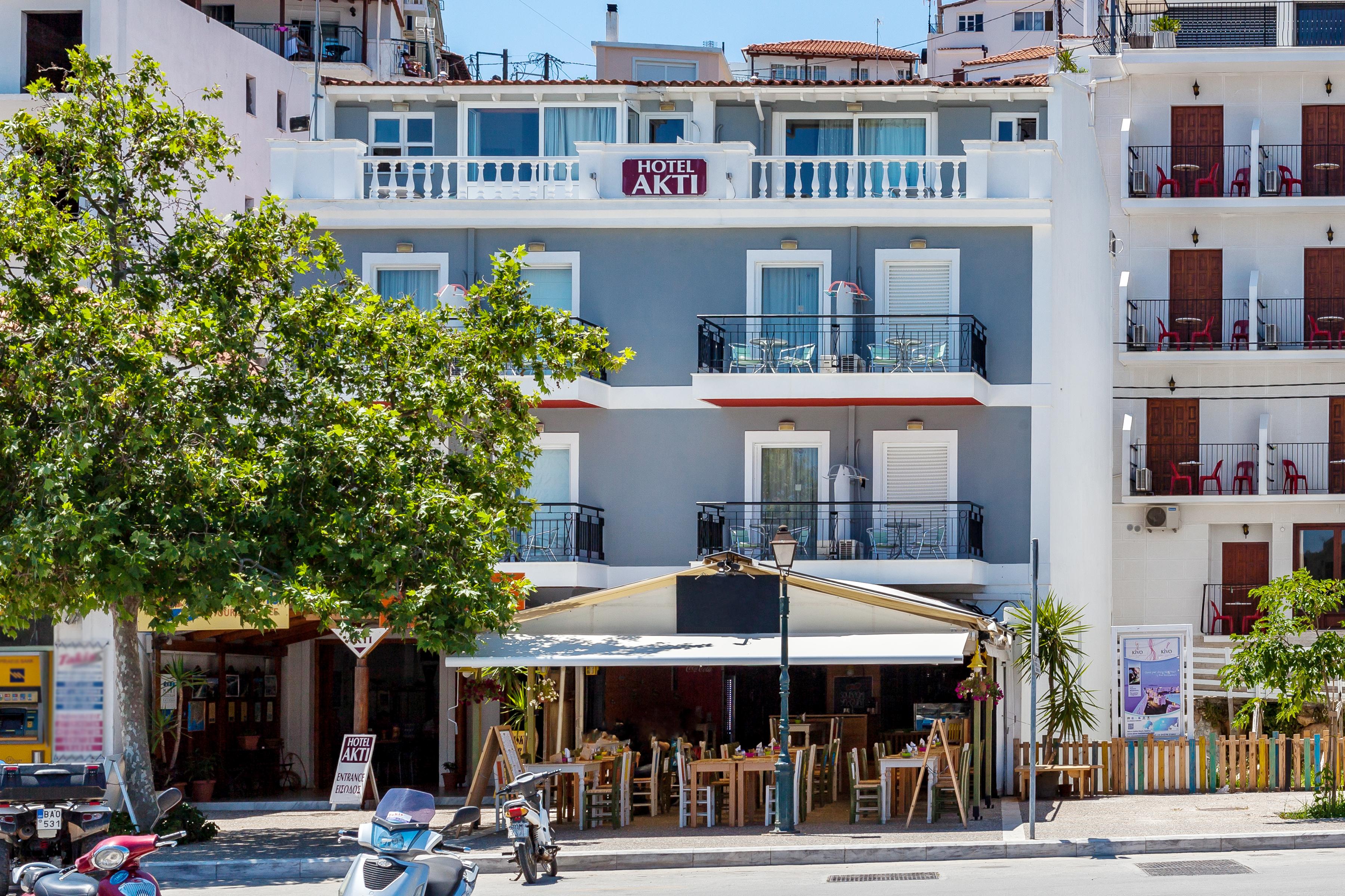 Hotel Akti Skiathos Town Bagian luar foto