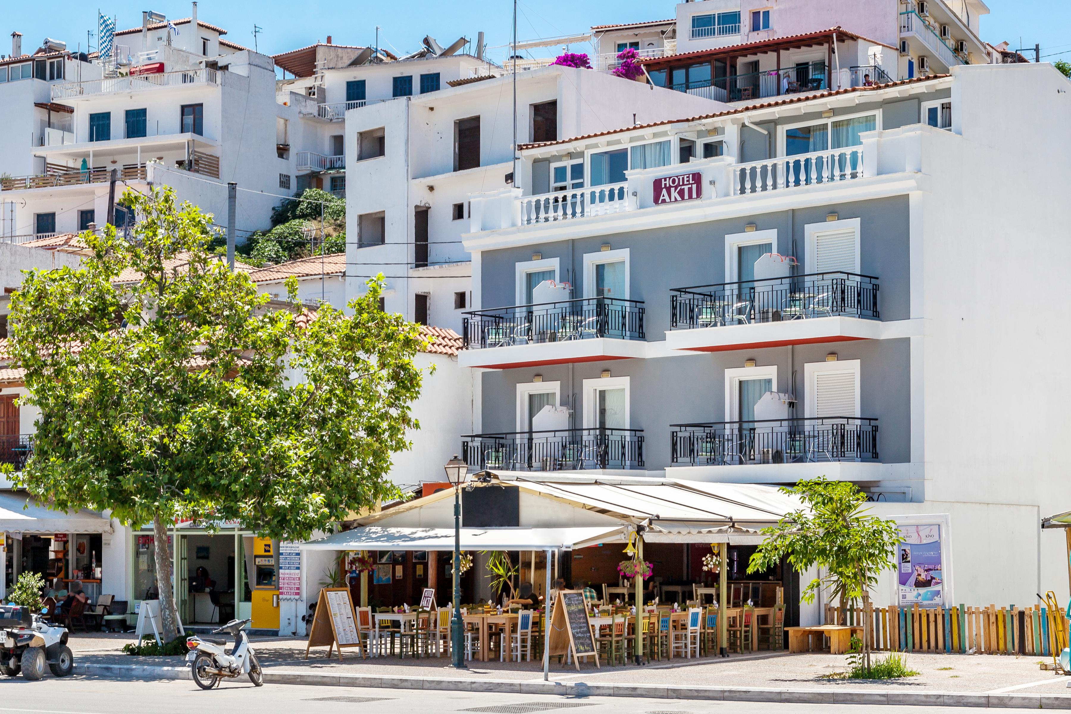 Hotel Akti Skiathos Town Bagian luar foto